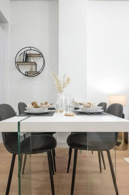 Apartamento De Lujo En Gran Via Apartment Madrid Luaran gambar