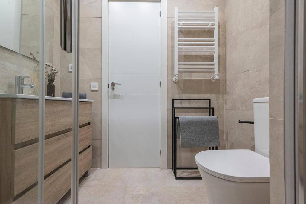 Apartamento De Lujo En Gran Via Apartment Madrid Luaran gambar
